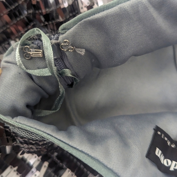 Revolve Superdown Lila Fringe Sequin Set Mini Skirt Crop Top Womens Small Silver - Picture 12 of 14